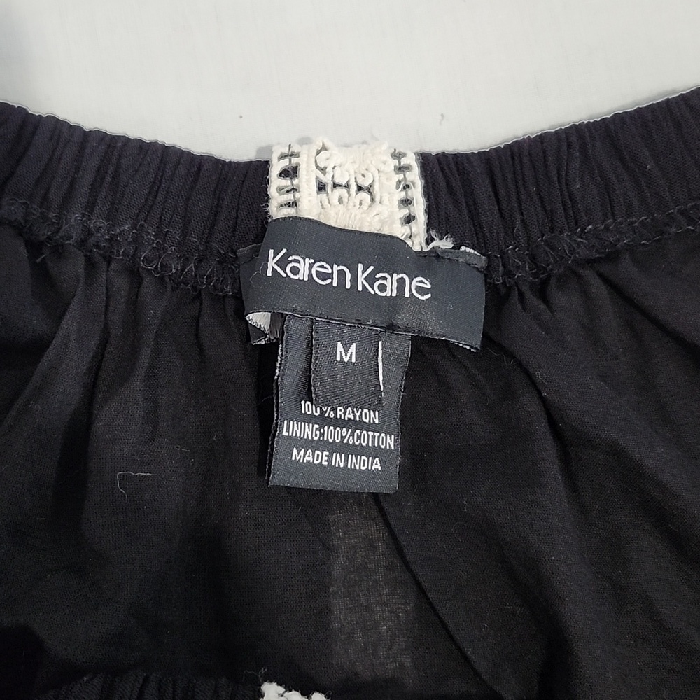 Karen Kane Women's Garden Party Mixed Lace Dress Black Off White Lace Size Med - Picture 4 of 7